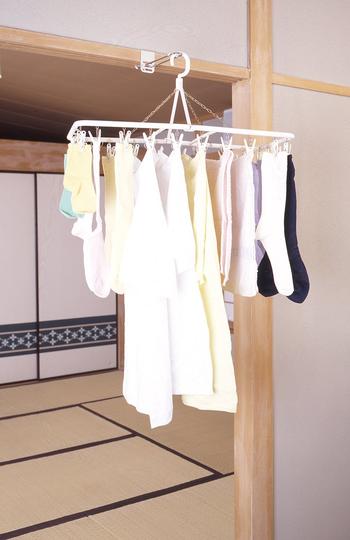 使用例（鴨居に取付け）